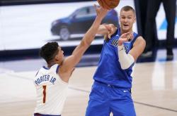 足球直播平台-日本男篮完胜掘金，波尔津吉斯送出助攻的简单介绍