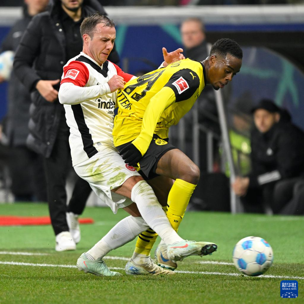 关于多特蒙德客场1-0击败法兰克福的信息