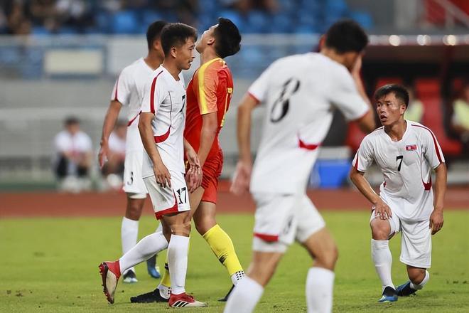 红红火火的热门球队准备迎接国际挑战的简单介绍 红红火火的热门球队准备迎接国际挑战的简单介绍