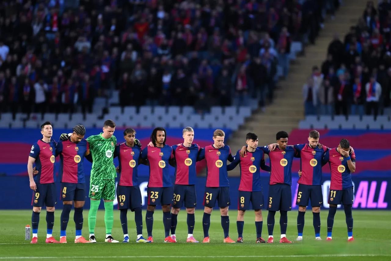 包含巴黎球员身手不凡,场上威风无可挡的词条 包含巴黎球员身手不凡,场上威风无可挡的词条