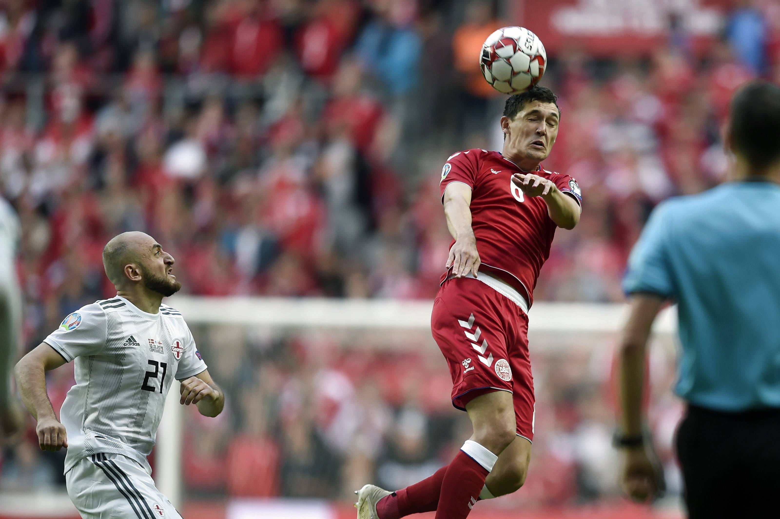 保加利亚队在欧预赛中击败以色列,晋级八强 保加利亚队在欧预赛中击败以色列,晋级八强