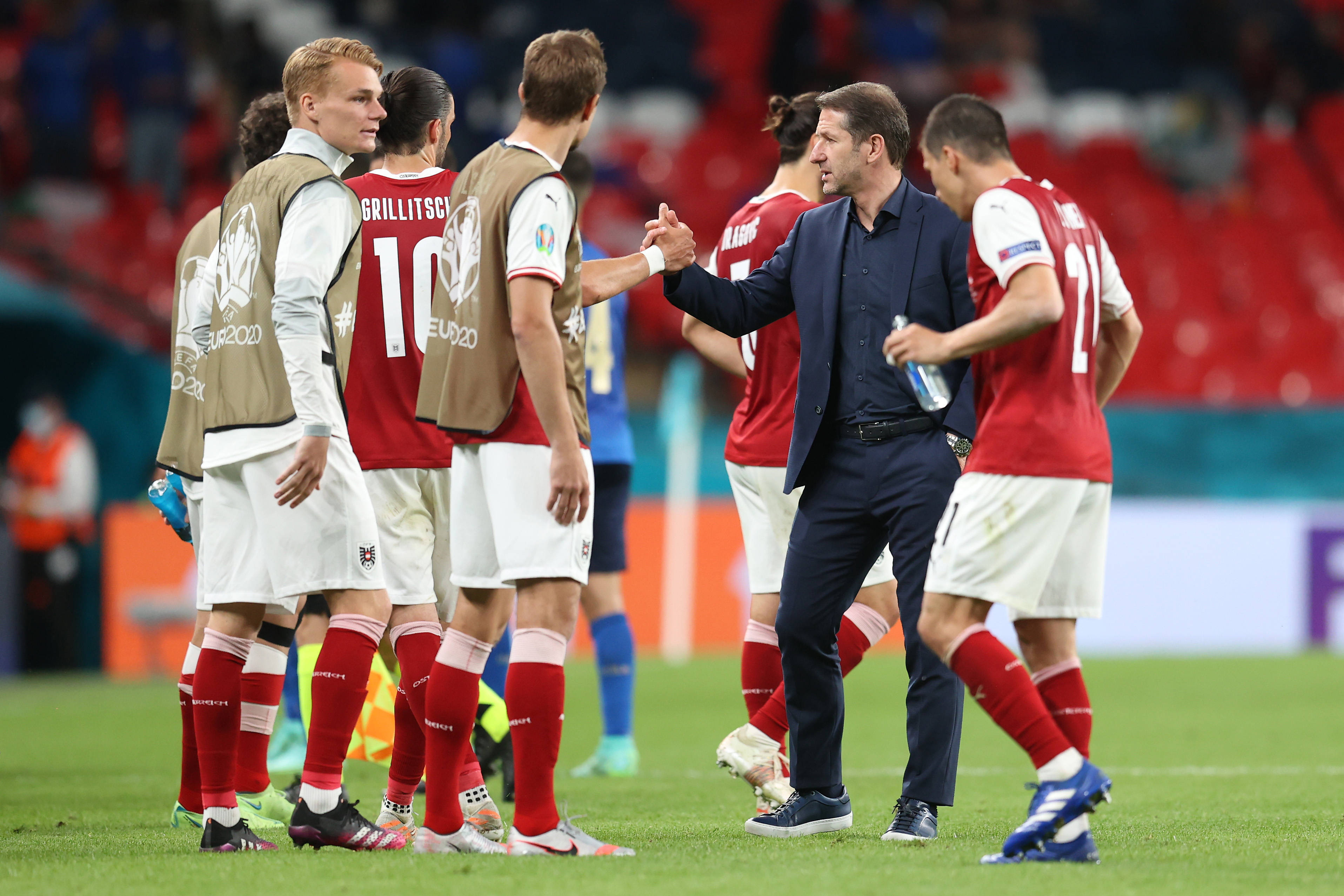 保加利亚队在欧预赛中击败以色列,晋级八强 保加利亚队在欧预赛中击败以色列,晋级八强