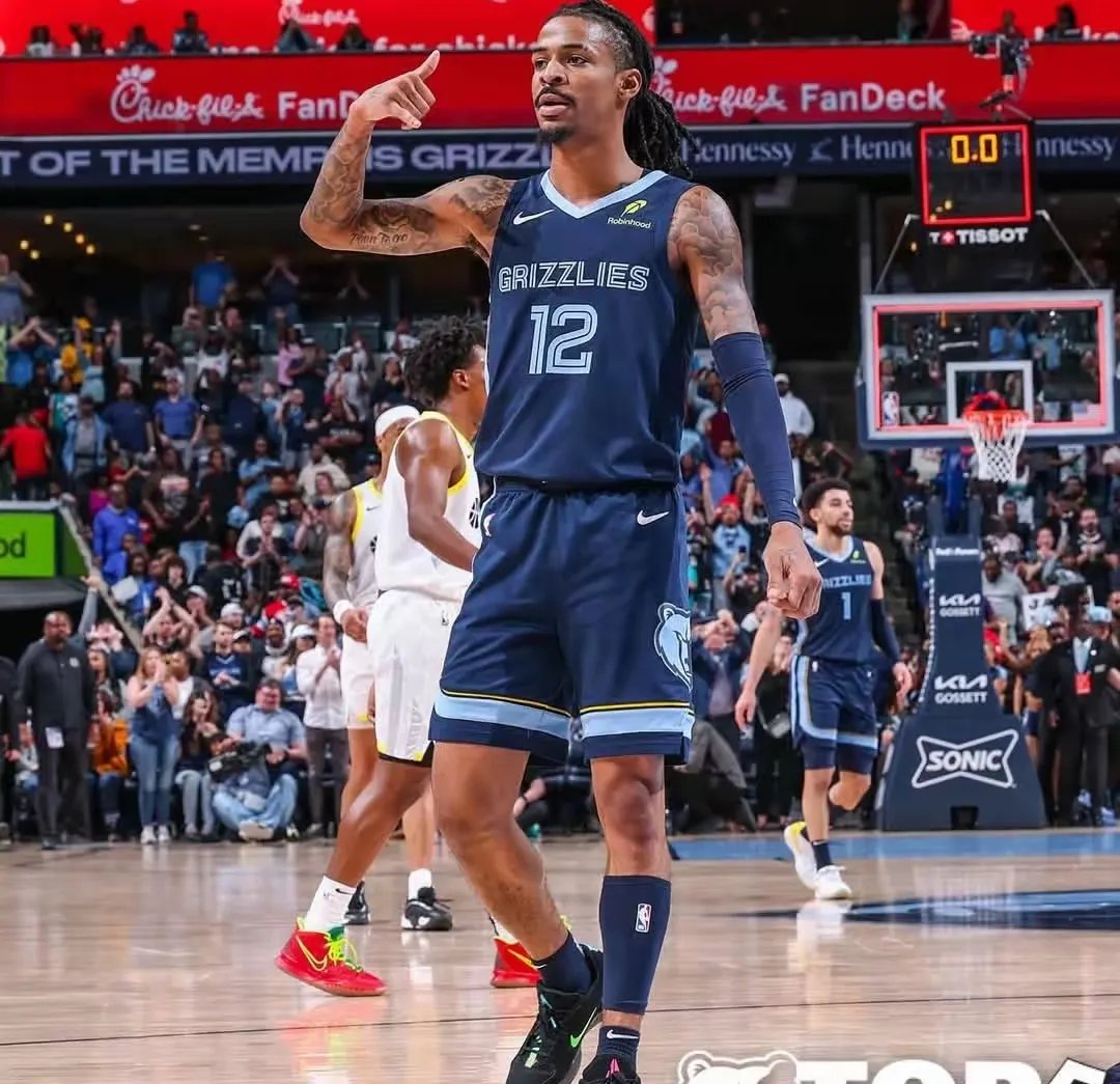 灰熊困境难抵,莫兰特一战难改局面 灰熊困境难抵,莫兰特一战难改局面