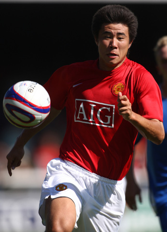 包含阿曼球队奋力拼抢,获得关键胜利的词条 包含阿曼球队奋力拼抢,获得关键胜利的词条