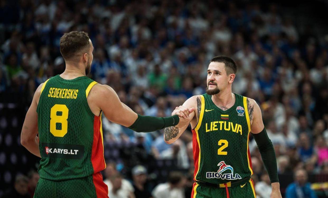 关于土耳其男篮横扫雄鹿B队,浓眉打破历史纪录的信息 关于土耳其男篮横扫雄鹿B队,浓眉打破历史纪录的信息